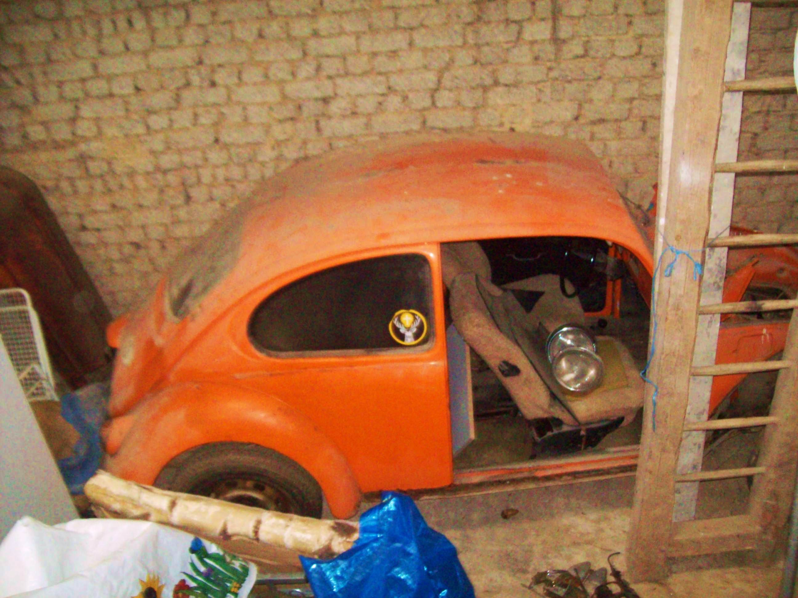 Goodbye mein K&auml;ferlein... er war 28 Jahre mein Begleiter.. aber leider konnte und kann ich ihn nicht wiederbeleben. Das geschieht nun nicht unweit von hier in Hillesheim, wo er Ende 2015 wieder in neuem Glanz durch die Eifel krabblen soll !